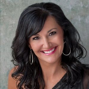 Meet your Posher, Chasity